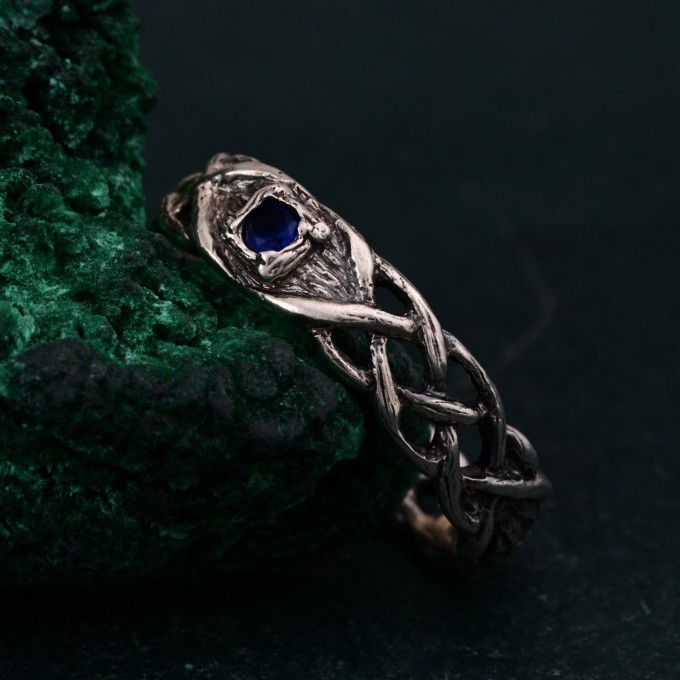 Celtic Pattern Wedding Band with Sapphire - Unique Tree Bark Texture Ring for Couples