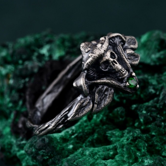 Forest Shadows: Sterling Silver Skull Ring