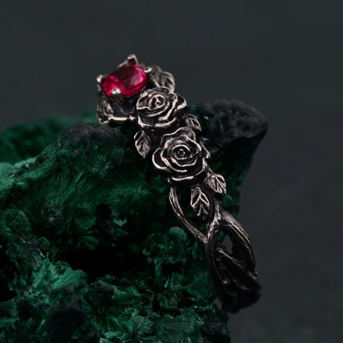 Ruby Blossom Silver Ring: Nature's Elegance with Floral Twig Accent