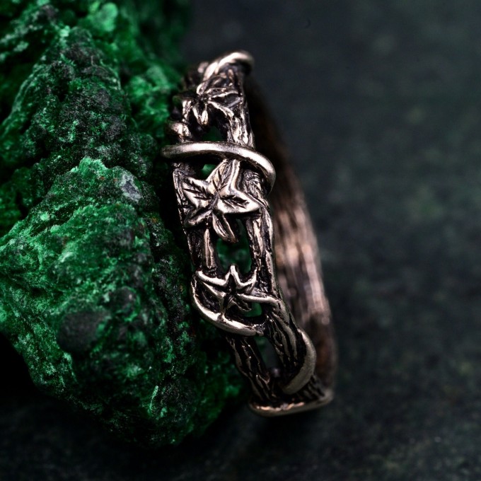 Elegant Silver Leaf Ring – Unique Botanical Wedding Band, Handcrafted Nature Jewelry