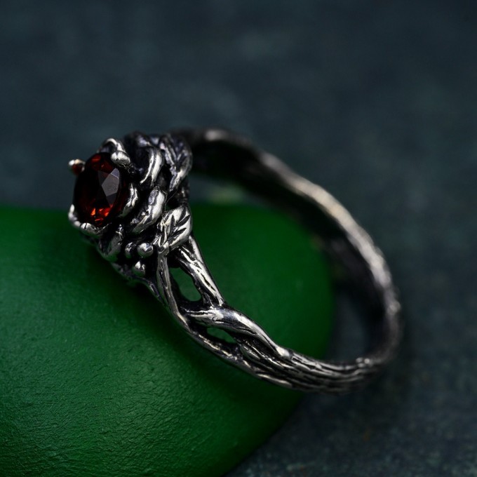 Lotus Blossom Silver Ring – Elegant Harmony Symbol for Him & Her