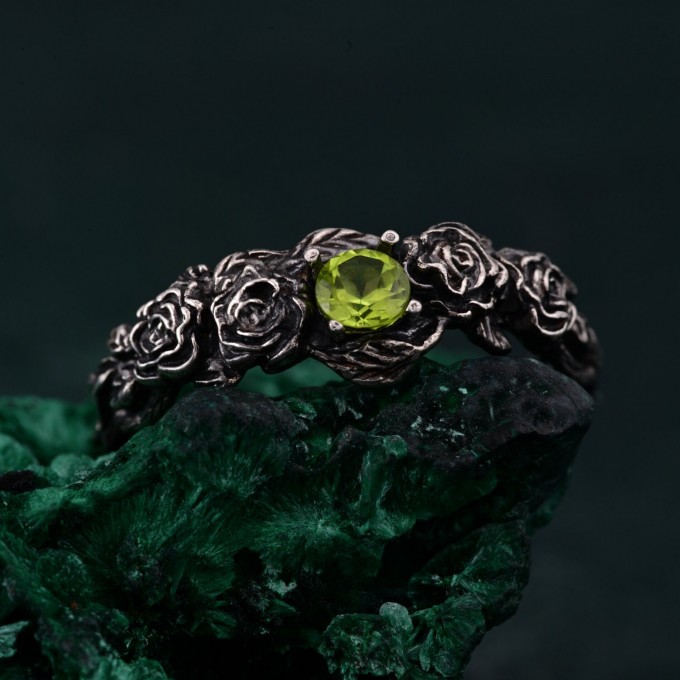 Peridot Blossom Silver Ring