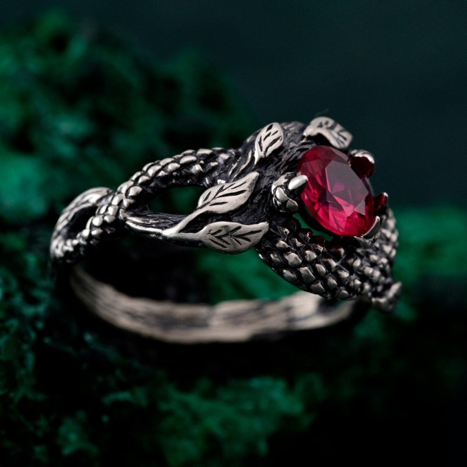 Dragon Scale Silver Ring with Ruby – Handcrafted Gothic Serpent Scale Band
