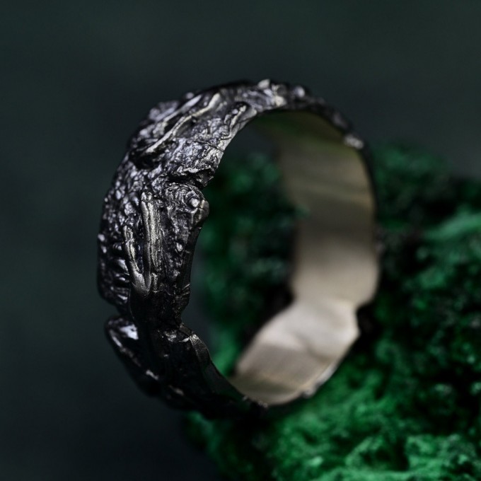 Handcrafted Adam's Touch Ring – Michelangelo-Inspired Artisan Jewelry
