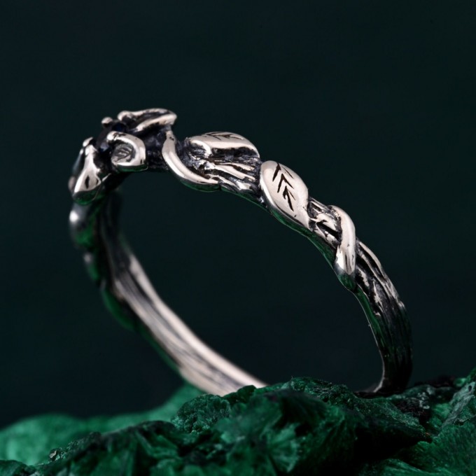 Enchanted Forest Silver Ring with Oxidized Twig and Leaf Design