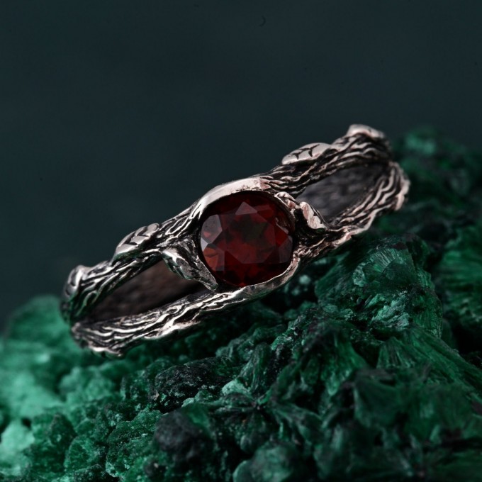 Silver Branch Band: Nature's Touch and Woodland-Inspired Sylvan Silver Wrap