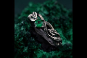 Branch Ring, Elegant Leafy Twig Ring with Emerald Accent, Perfect Holiday Gift
