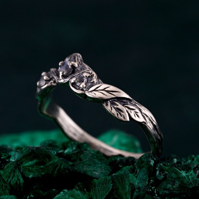 Dainty Celtic Floral Ring – Silver Chevron Woodland Wedding Jewelry