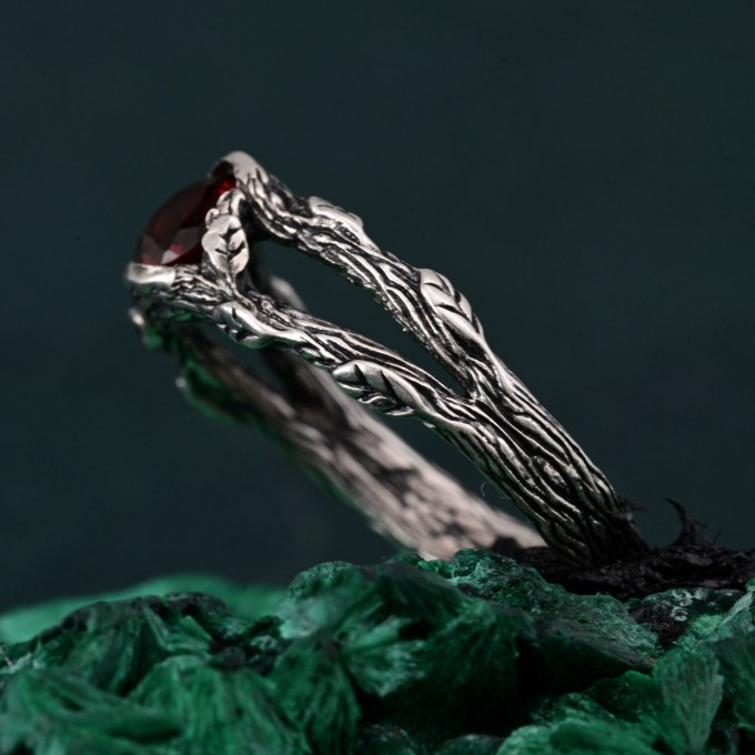 Silver Branch Band: Nature's Touch and Woodland-Inspired Sylvan Silver Wrap