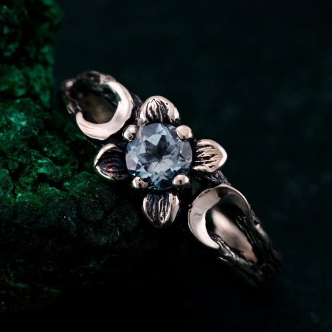 Gothic Silver Ring with Sapphire and Floral Design