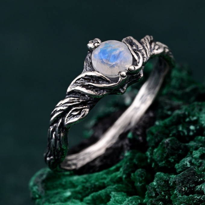Nature's Embrace Twig of Love Band