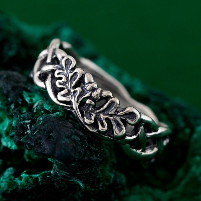 Enchanted Forest Silver Ring with Nature-Inspired Twig Design