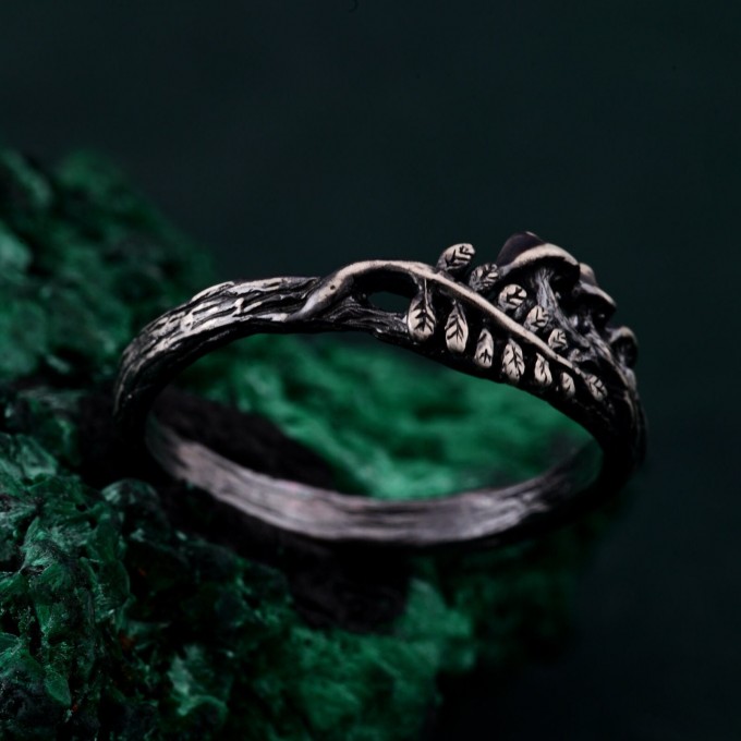 Stunning Unique Silver Ring - Unisex Gothic Wedding Band with Mushrooms
