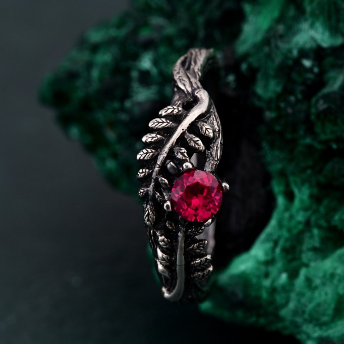Ruby Fern Branchlet Ring: Whispering Fern Design