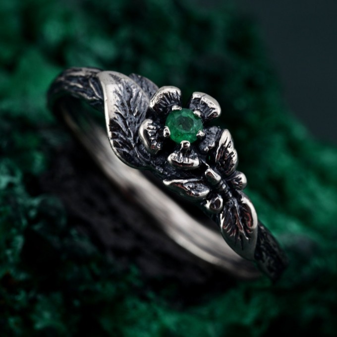 Elegant Silver Butterfly Ring – Violet Butterfly Design, Nature-Inspired Jewelry
