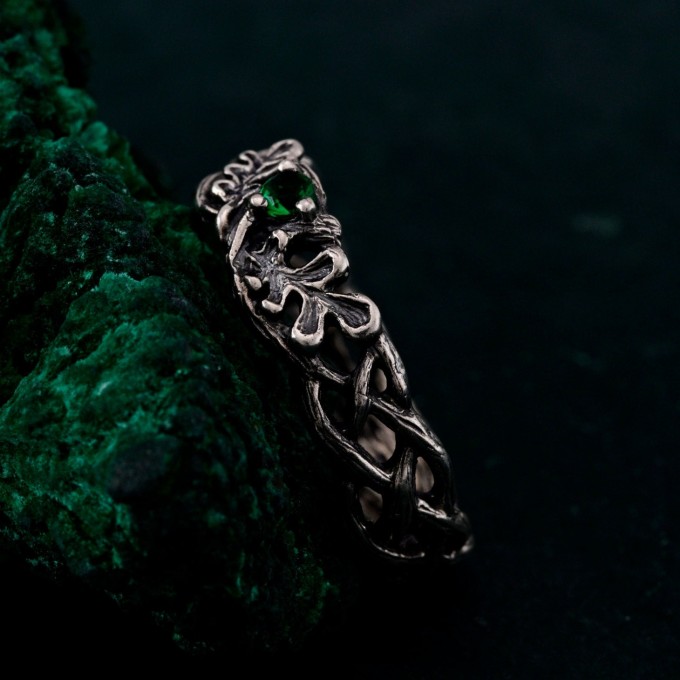 Emerald Oak Leaf Silver Ring