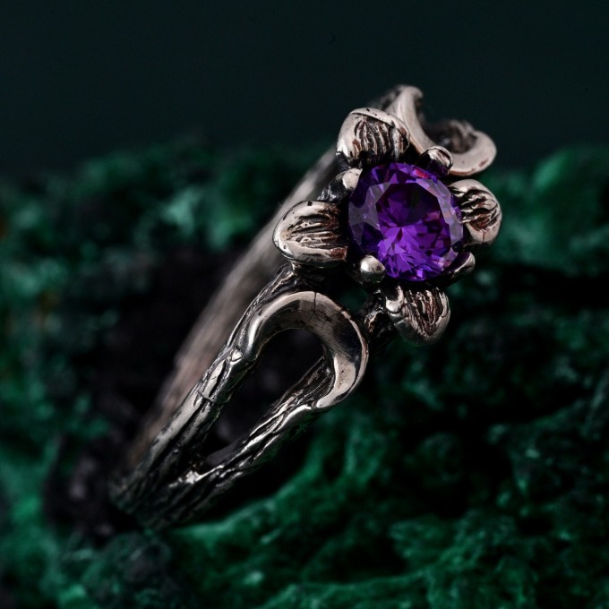 Floral Triple Moon Goddess Ring in Silver