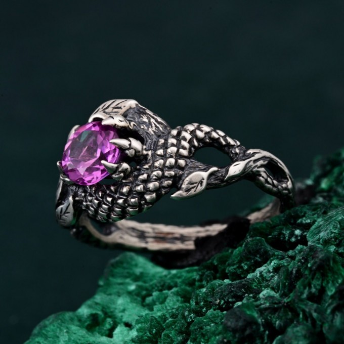 Scale of the Dragon Ring: Mythical Silver Design