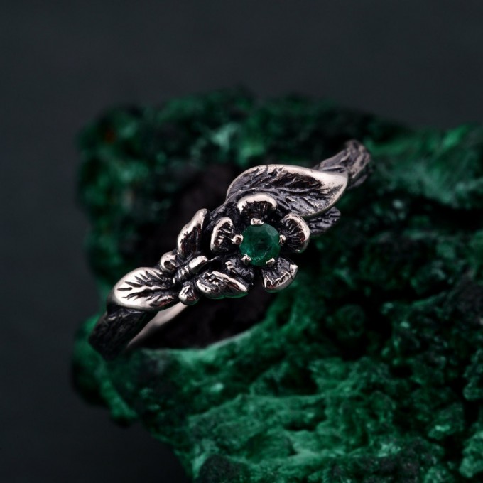 Elegant Silver Butterfly Emerald Ring – Winged Emerald and Silver Grace