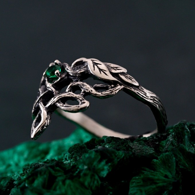 Unique Fairy Wedding Ring – Features a Beautiful Branch and Knot Design, Perfect as a Unique Wedding Band