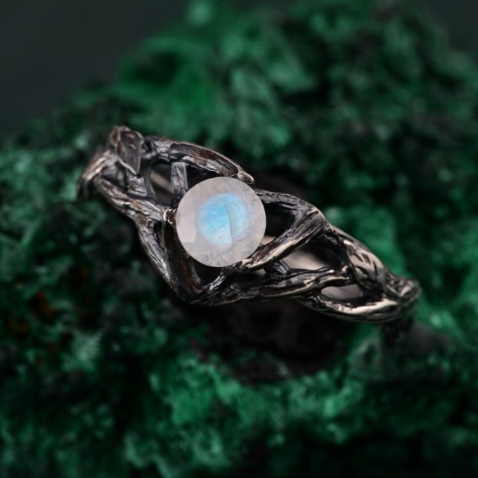 Unique Wood Ring for Women's Engagement – Silver Ring with Blue Sapphire, Dainty Design for Women