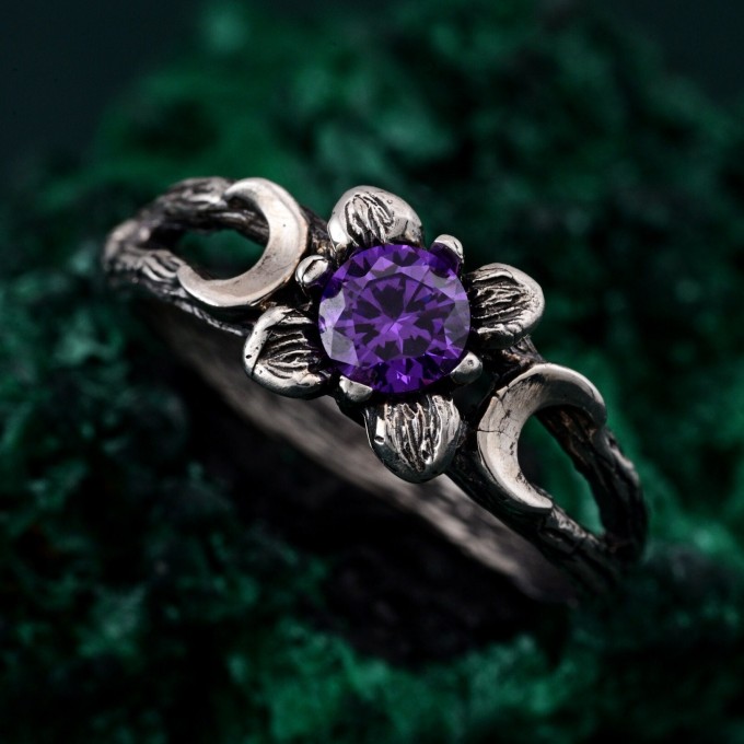 Floral Triple Moon Goddess Ring in Silver