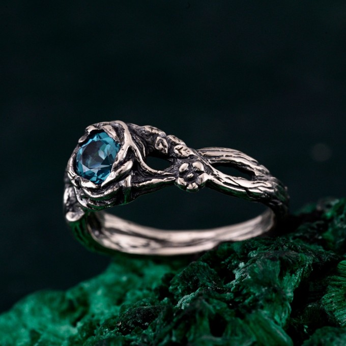 Handcrafted 925 Silver Topaz Ring – Minimalist Gemstone Jewelry for Women