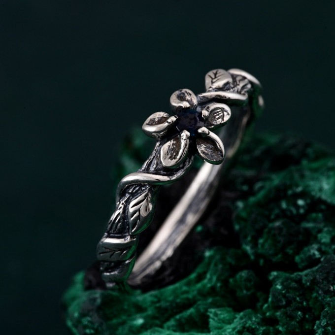 Enchanted Forest Silver Ring with Oxidized Twig and Leaf Design