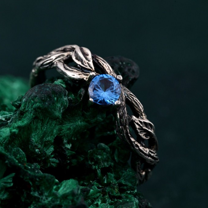 Leafy Branch with Topaz Ring – Nature-Inspired Silver Twig Jewelry