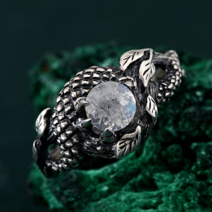 Scale of the Dragon Ring: Mythical Silver Design