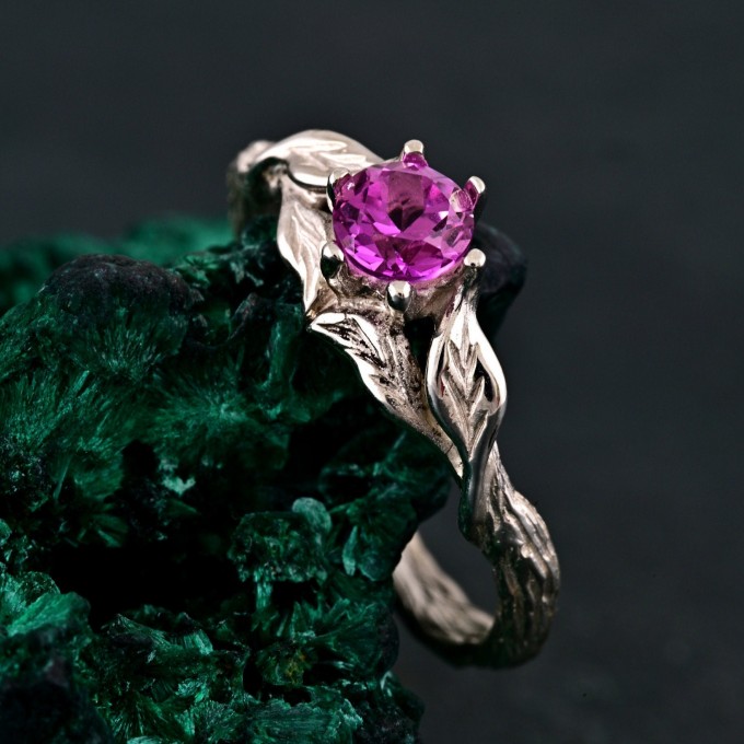 Nature-Inspired Bridal Band with Intricate Botanical Design