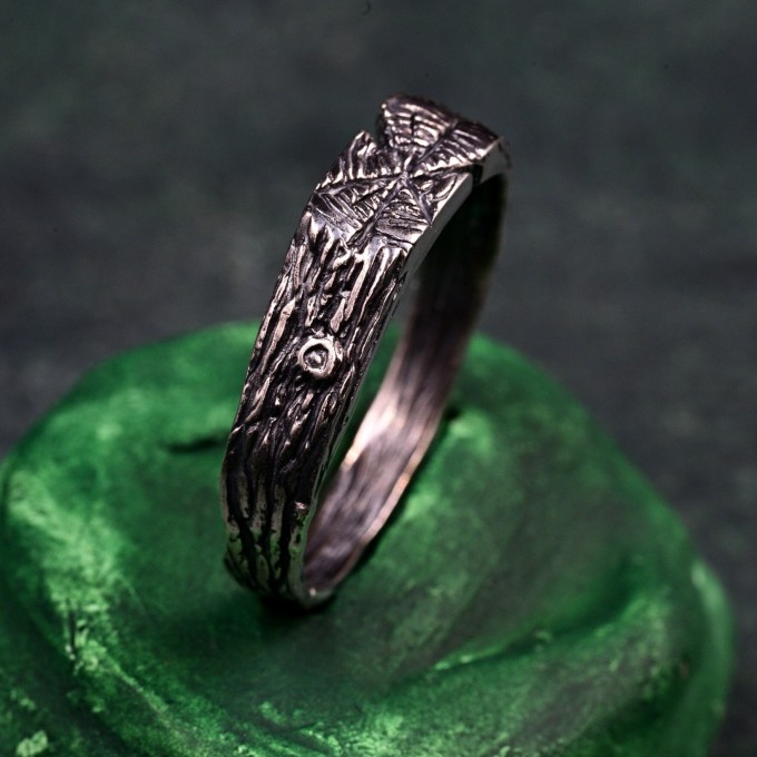 Unique Masculine Wood Texture Engagement Ring – Rustic Forest Wedding Band