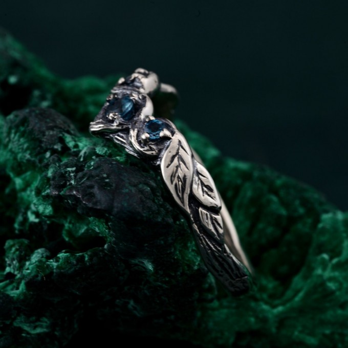 Witchy Fantasy Jewelry for Women – Chevron Wedding Band with Forest Theme, Nature-Inspired Engagement Ring