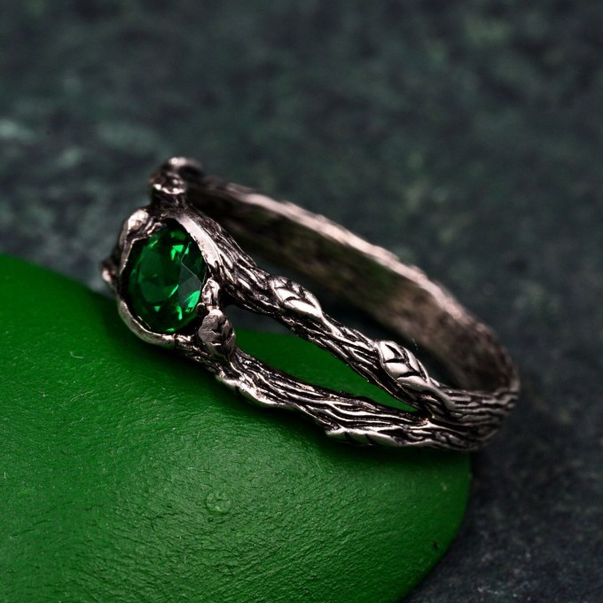 Shadowed Elegance Ring: Gothic Noir Silver Band
