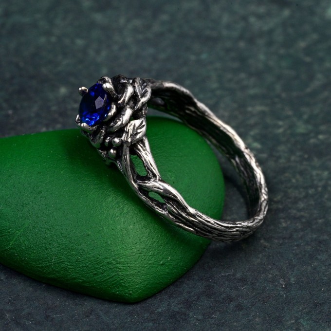Petals of Dusk: Gothic Sapphire Ring