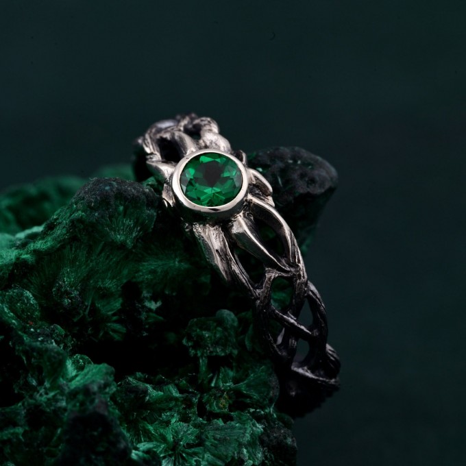 Binding Grove: Gothic Emerald Ring