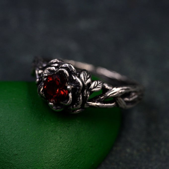 Lotus Blossom Silver Ring – Elegant Harmony Symbol for Him & Her