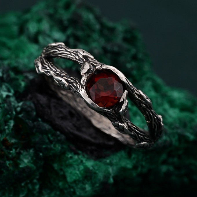 Silver Branch Band: Nature's Touch and Woodland-Inspired Sylvan Silver Wrap