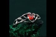 Silver nature ring, Unique gift for her, Garnet Nature-Inspired Branch Ring, Unique Ring for Women's Engagement