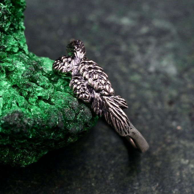 Unique Silver Twig Ring – Nature-Inspired Design, Perfect Christmas Jewelry for Women
