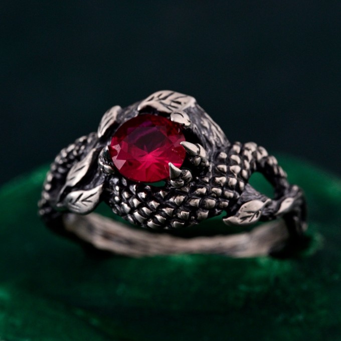 Dragon Scale Silver Ring with Ruby – Handcrafted Gothic Serpent Scale Band