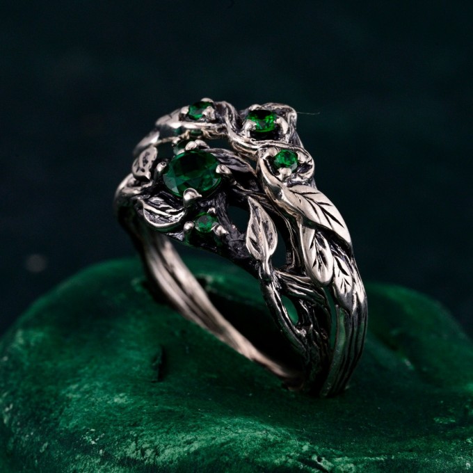 Enchanted Woodland Sterling Silver Ring Set with Nature-Inspired Leaf Design