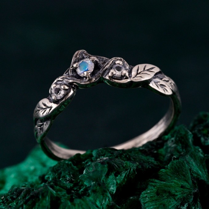 Elegant Handcrafted Gemstone Ring with Purple Stone – Perfect Luxury Gift