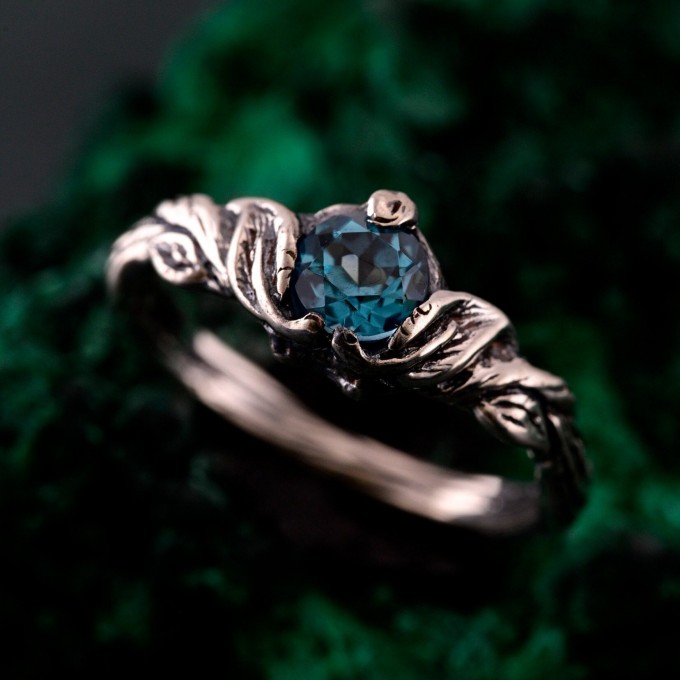Woodland Promise Ring – Enchanted Forest Engagement Ring, Nature-Inspired Twig Band, Rustic Silver Jewelry for Women