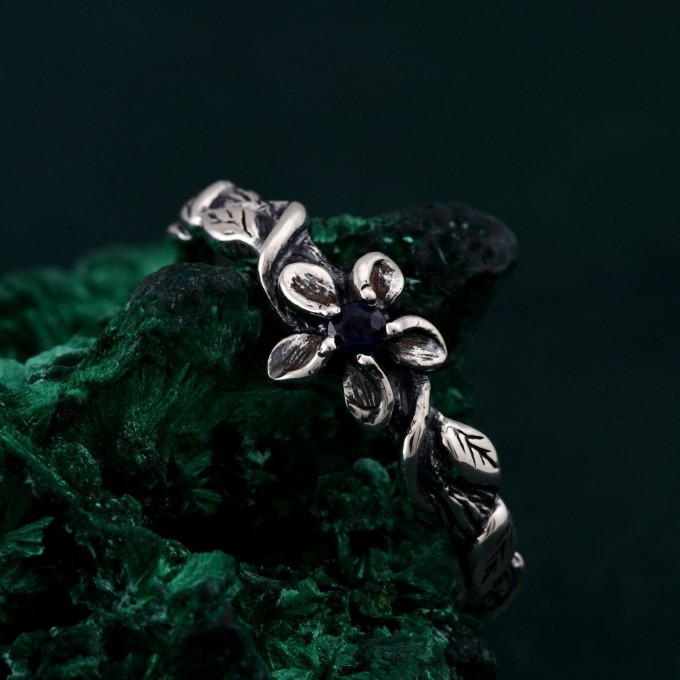 Enchanted Forest Silver Ring with Oxidized Twig and Leaf Design