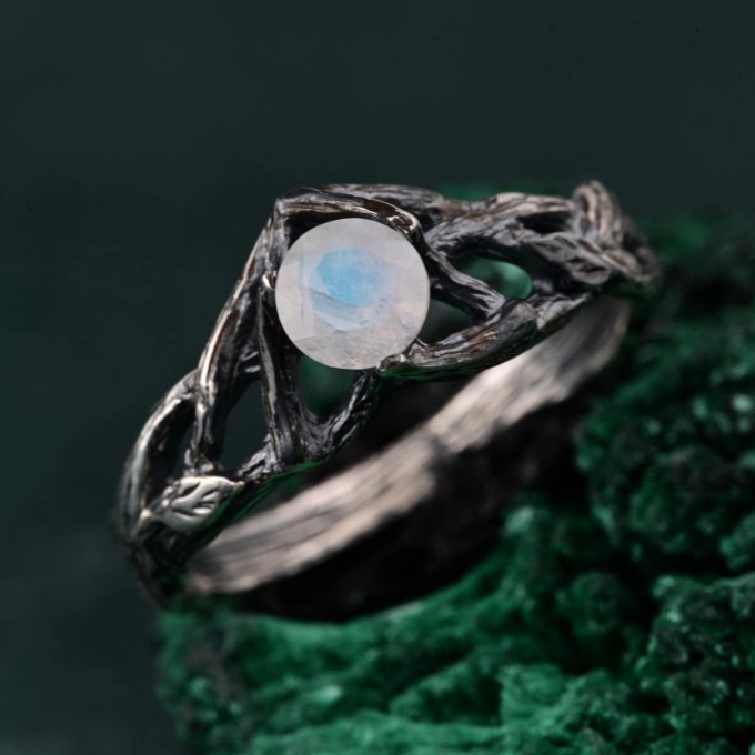 Unique Wood Ring for Women's Engagement – Silver Ring with Blue Sapphire, Dainty Design for Women