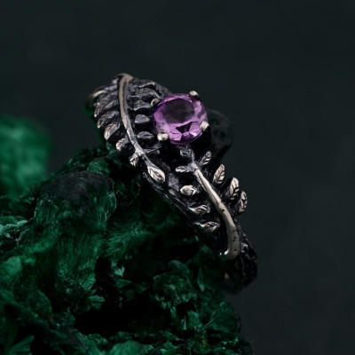 Amethyst Fern Branchlet Ring, Whispering Fern Ring, Twig and Fern Ring, Woodland Fern Band, Graceful Frond Ring