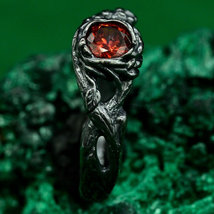 Handcrafted 925 Silver Garnet Ring – Elegant Minimalist Gemstone Jewelry for Women