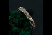 Enchanted Forest Peridot Ring, Silver Vine Twisted Band, Elven Leaf Engagement Ring, Ethereal Nature-Inspired Jewelry for Her