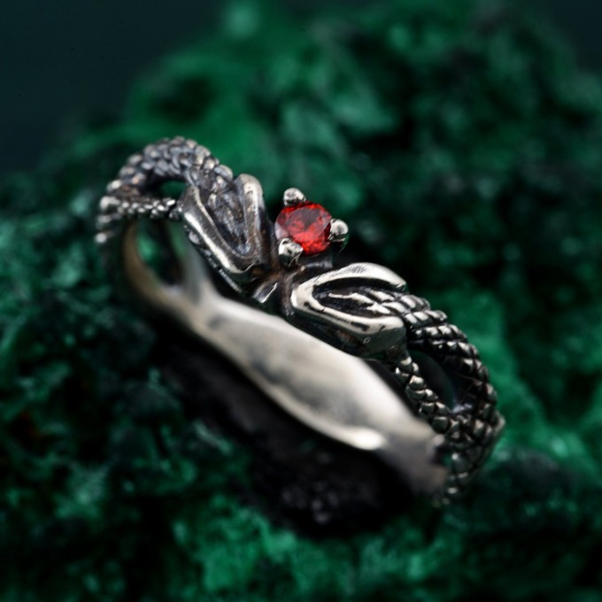 Exquisite Twin Snakes Emerald Ring - Unique Boho Serpent Design